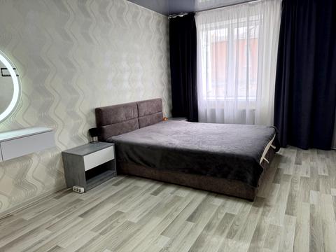 квартира за адресою Курсанта Єськова вул., 26-А