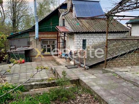 будинок за адресою смт. Високий, 8 березня, 3