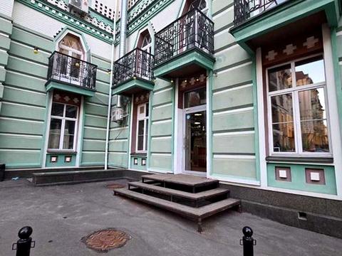 коммерческая по адресу Воздвиженская ул., 10