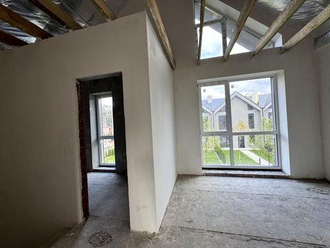 будинок за адресою Євгена Патона вул.