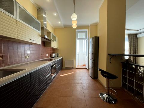 квартира за адресою Миколи Міхновського бульв. (Дружби народів), 14-16