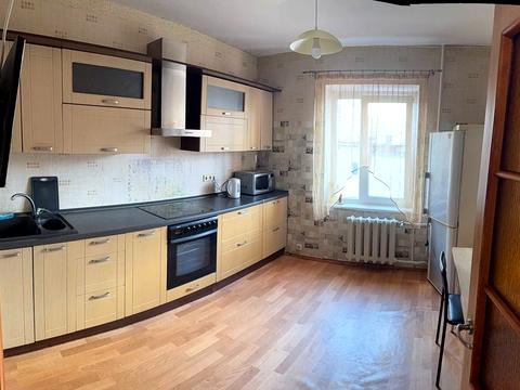 квартира по адресу Червоной Калины просп. (Владимира Маяковского), 91-В