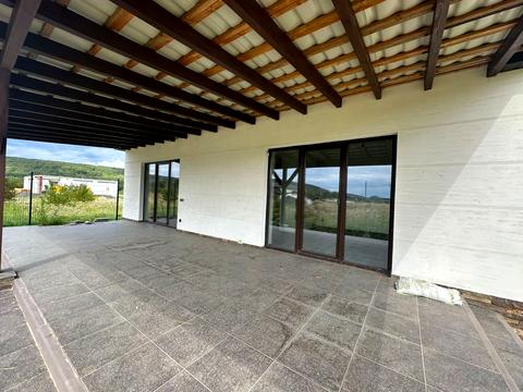 дом по адресу Центральна