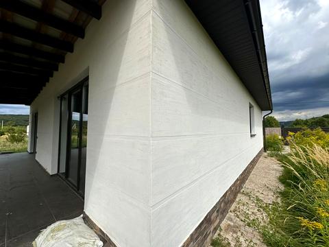 дом по адресу Центральна