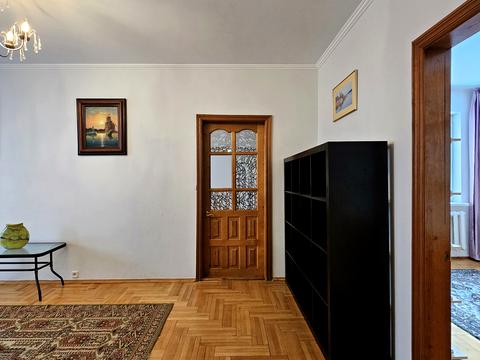 квартира за адресою Рональда Рейгана вул., 44-А