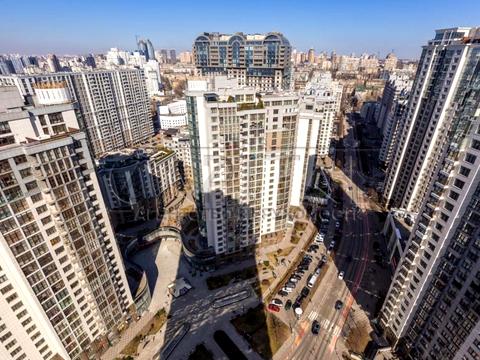 квартира за адресою Київ, Андрія Верхогляда вул. (Михайла Драгомирова), 11