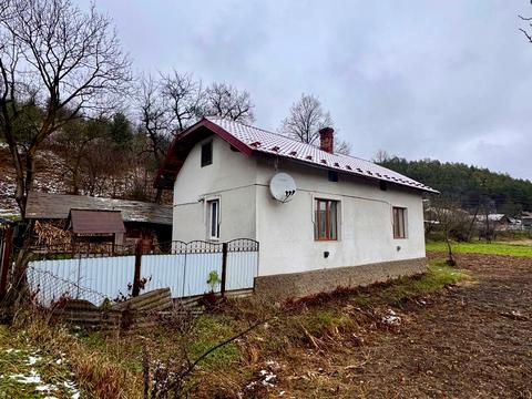 будинок за адресою Підгірянки