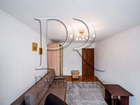 квартира за адресою Голосіївський просп. (40-річчя Жовтня), 19