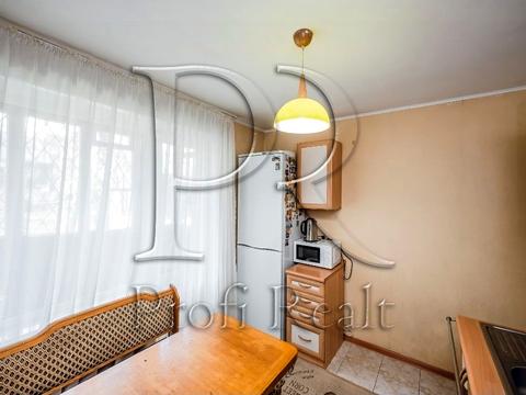 квартира за адресою Голосіївський просп. (40-річчя Жовтня), 19