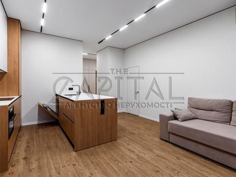 квартира за адресою Андрія Верхогляда вул. (Михайла Драгомирова), 14-А