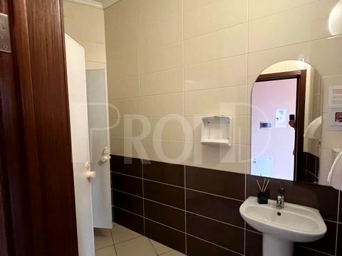 комерційна за адресою Лук'янівський, 9