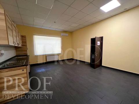 комерційна за адресою Лук'янівський, 9