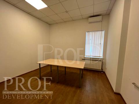 комерційна за адресою Лук'янівський, 9