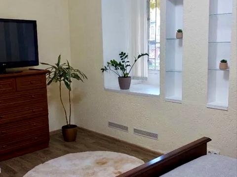 квартира за адресою Київ, Межигірська вул., 5