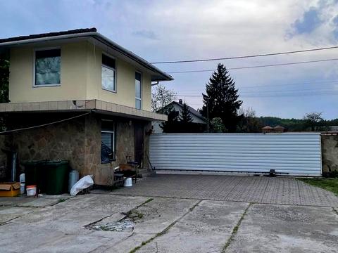 комерційна за адресою Риболовецька вул., 1