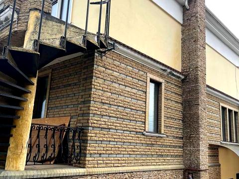 комерційна за адресою Риболовецька вул., 1