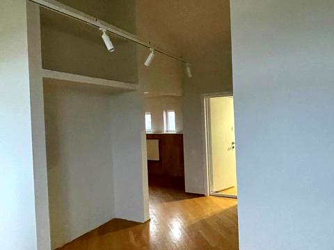 комерційна за адресою Риболовецька вул., 1