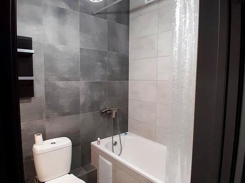 квартира за адресою Дніпровська набережна вул., 17-К