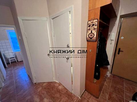 квартира за адресою Докучаєвська вул., 16