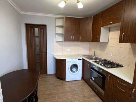 квартира по адресу Героев Крут бульв. (Героїв Сталінграду), 22