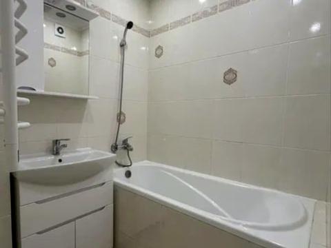 квартира по адресу Героев Крут бульв. (Героїв Сталінграду), 22