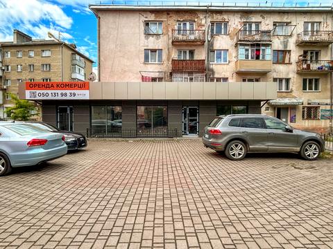 комерційна за адресою Заклинських вул., 8