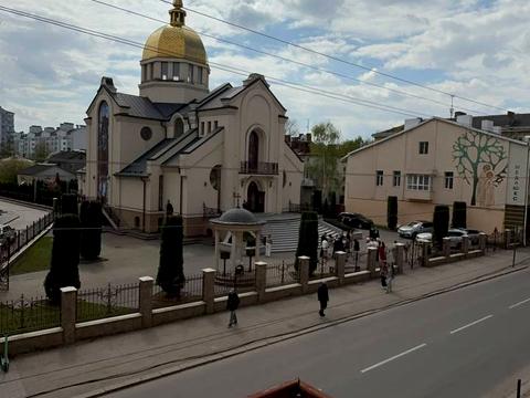 квартира за адресою Чорновола вул., 52