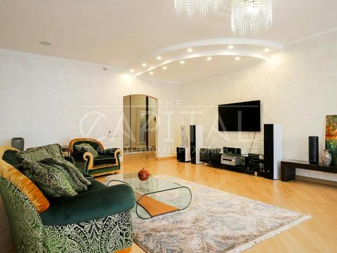 квартира за адресою Євгена Коновальця вул. (Щорса), 32-А