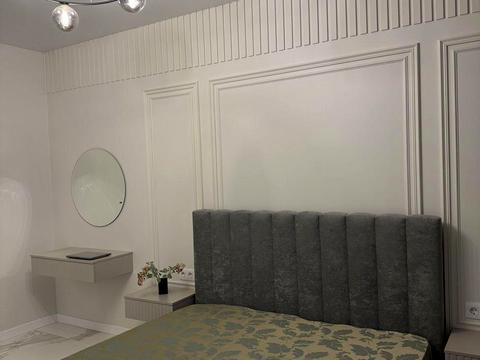 квартира по адресу Олександра Олеся ул., 8/17