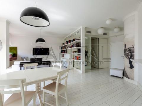 квартира за адресою Євгена Коновальця вул. (Щорса), 32-Б