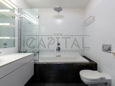 квартира за адресою Євгена Коновальця вул. (Щорса), 32-Б