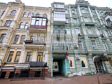 коммерческая по адресу Шота Руставели ул., 30-Б
