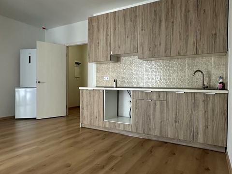 квартира за адресою смт. Авангард, Спрейса вул., 15