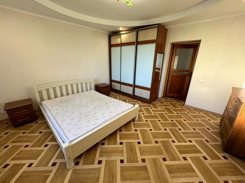 квартира за адресою Івана Кавалерідзе вул. (), 27