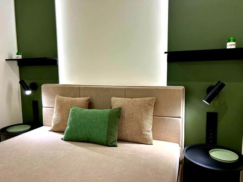 квартира за адресою Салютна вул., (Будинок 02301-02303)