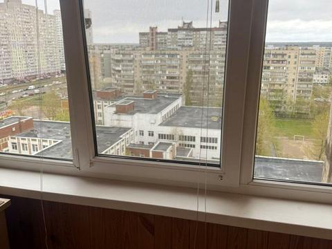 квартира по адресу Червоной Калины просп. (Владимира Маяковского), 72-А