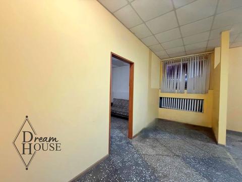 комерційна за адресою Нововолинськ, Святого Володимира вул., 3