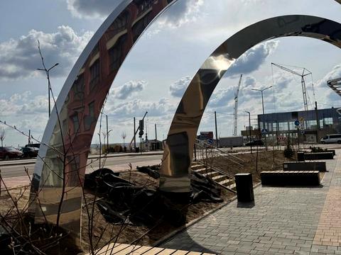 комерційна за адресою В'ячеслава Чорновола вул., (Будинок 37)