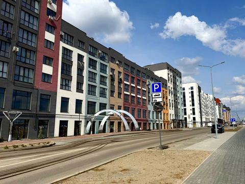 комерційна за адресою В'ячеслава Чорновола вул., (Будинок 37)