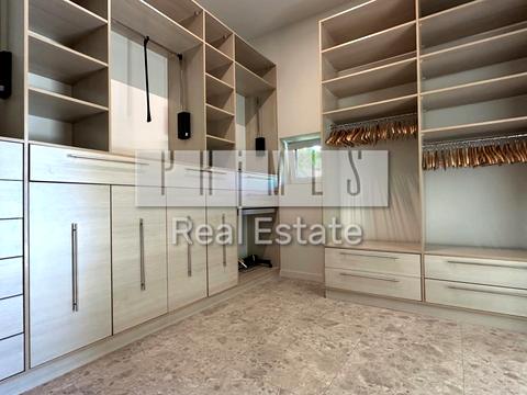 будинок за адресою смт. Козин, Чижено Тетяни вул., 1