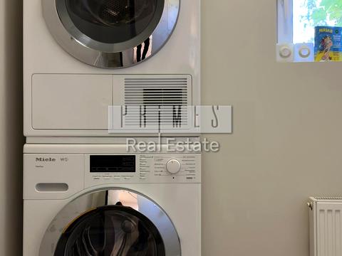 будинок за адресою смт. Козин, Чижено Тетяни вул., 1