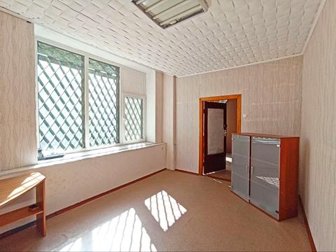 коммерческая по адресу Героев Майдана ул. (Театральная), 10