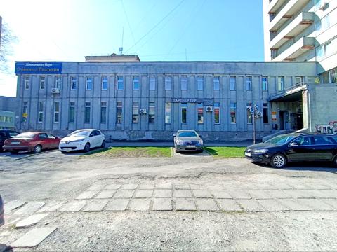 коммерческая по адресу Героев Майдана ул. (Театральная), 10