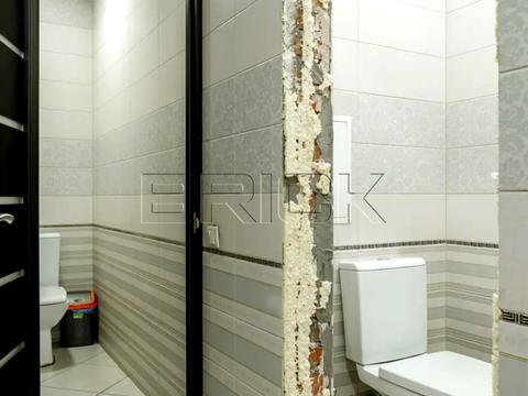 комерційна за адресою Миколи Міхновського бульв. (Дружби народів), 14-16