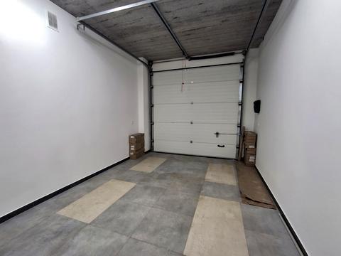 паркомісце за адресою Лісогринівецька вул., 34