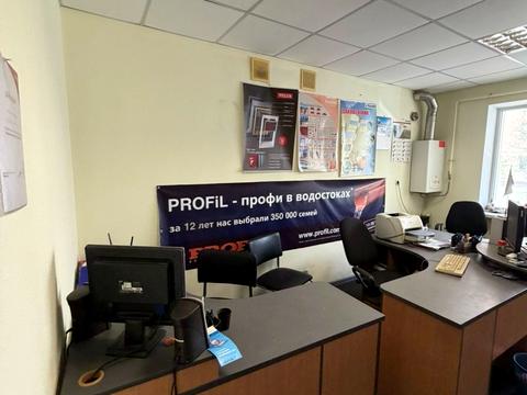 комерційна за адресою Лесі Українки вул., 6