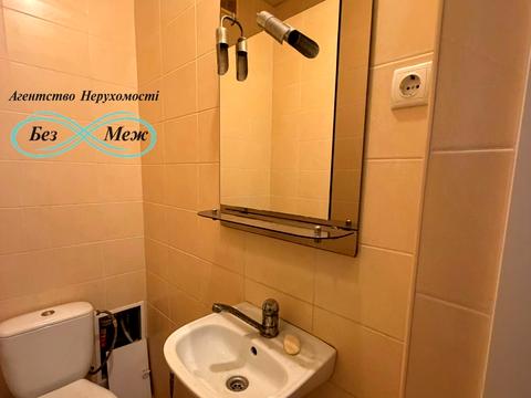 комерційна за адресою Лесі Українки вул., 6