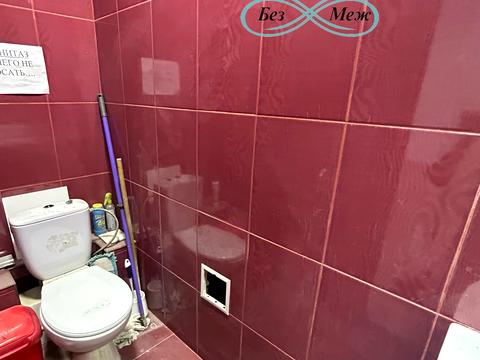 комерційна за адресою Боголюбова вул., 18