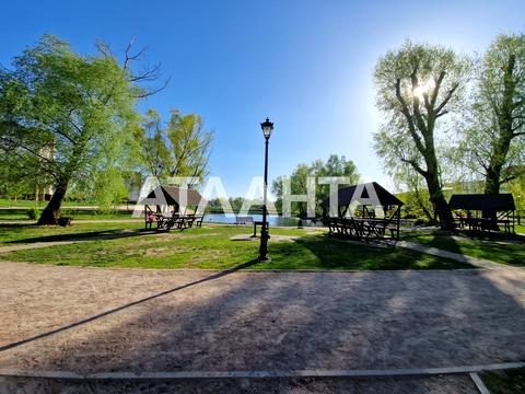 квартира за адресою Приозерний бульв., 3