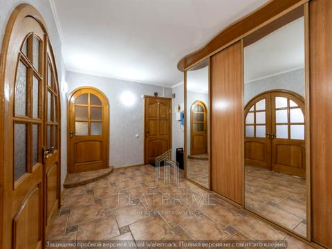 квартира за адресою Азербайджанська вул. (Бакинських Комісарів), 16/1